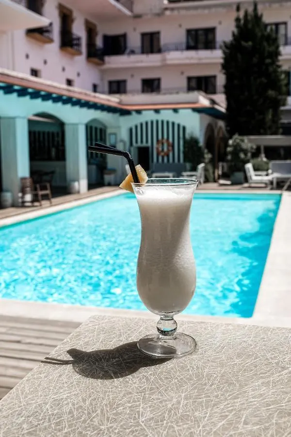 Hotel Trias Palamos 4*,  Spain