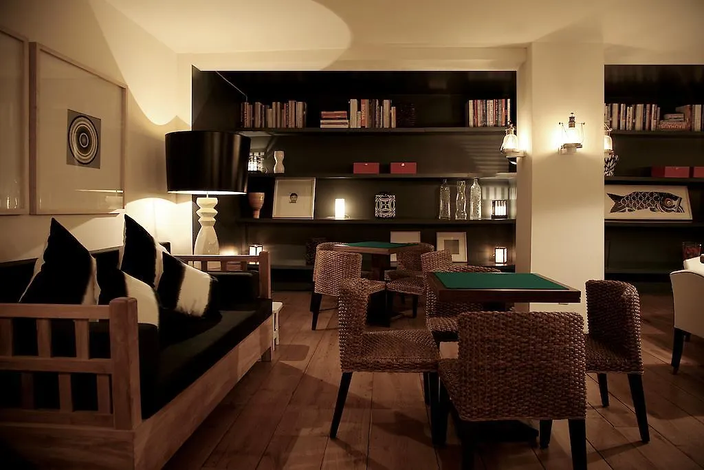 Hotel Trias Паламос 4*,
